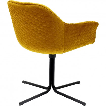 Chaise avec accoudoirs pivotante Colmar velours jaune Kare Design